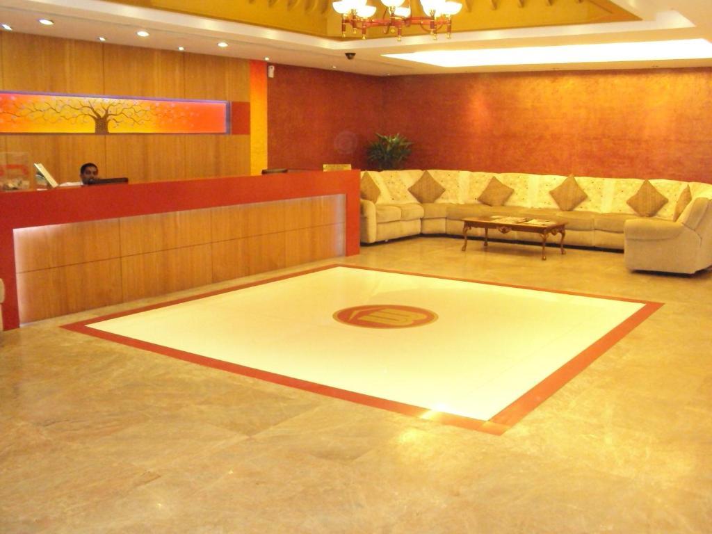 Westway Hotel Calecute Exterior foto