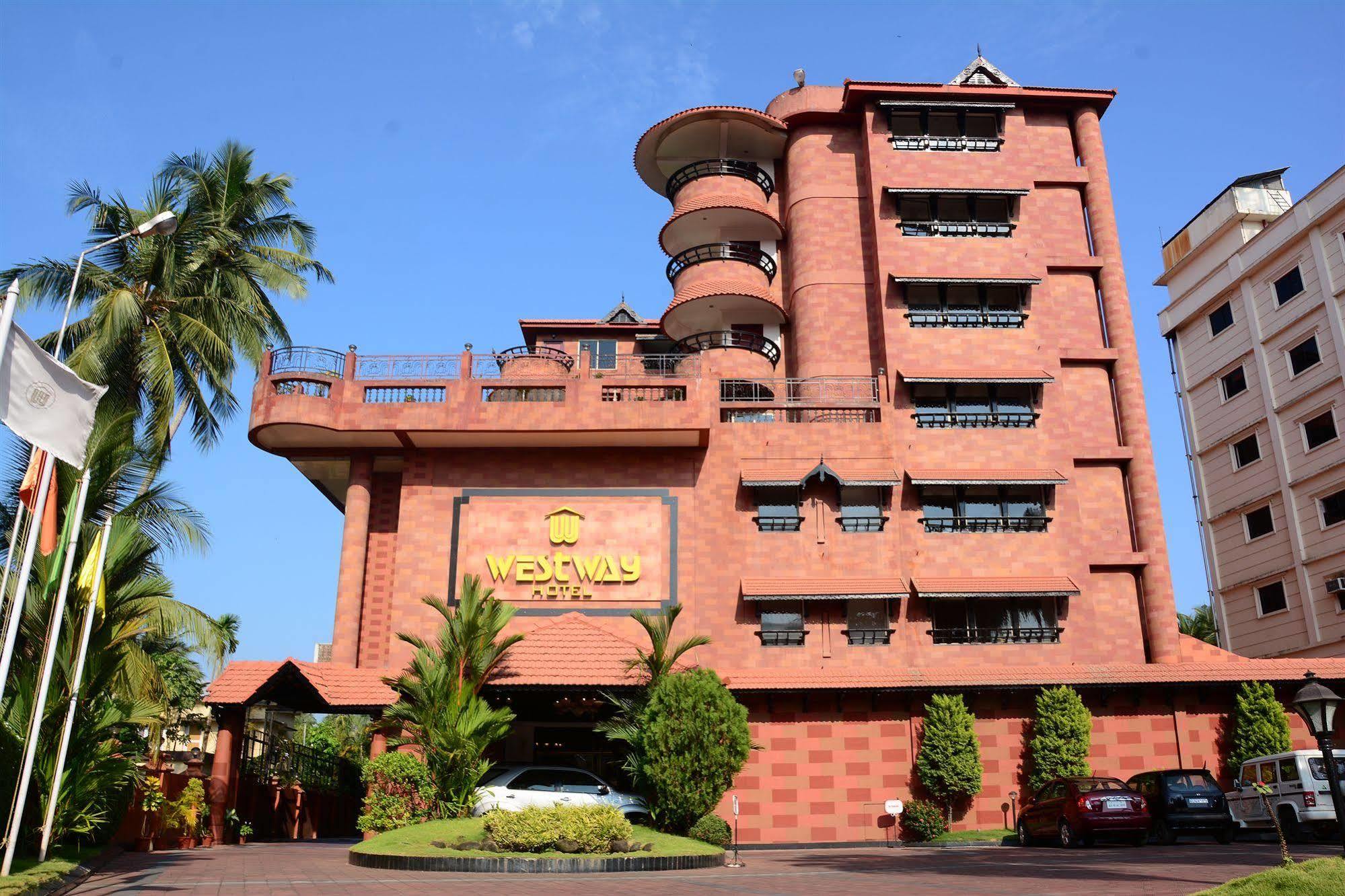 Westway Hotel Calecute Exterior foto